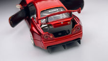 Load image into Gallery viewer, Diecast Custom - Clean and Super Detail  Nissan GTR R34 1:62 model - Tomica Custom