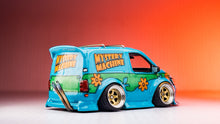 Load image into Gallery viewer, Diecast Custom - Volkswagen Transporter Mistery Machine 1/64 - Diecast Custom